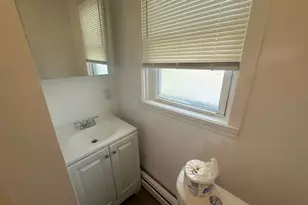 48 Kenwood St, Providence, RI 02909 - Photo 10