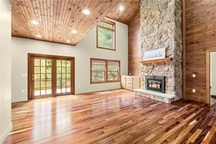 900 S Rd, East Greenwich, RI 02818 - Photo 12