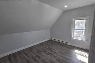 219 Lowell Ave, Providence, RI 02909 - Photo 8