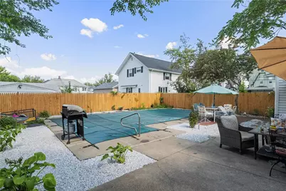 70 Brewster Street, Pawtucket, RI 02860 - Photo 12