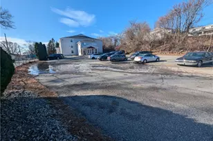 420 Woodward Rd, North Providence, RI 02904 - Photo 38