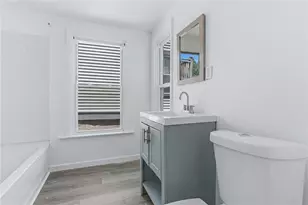 33 Pleasant St, Woonsocket, RI 02895 - Photo 10