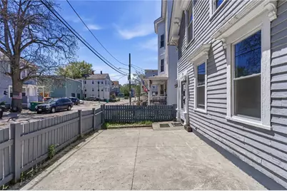33 Pleasant Street, Woonsocket, RI 02895 - Photo 4