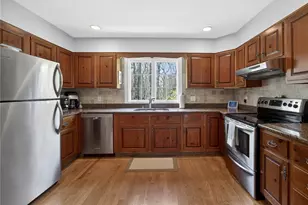 272 Pine Hill Rd, South Kingstown, RI 02879 - Photo 8