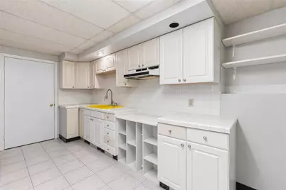 81 Allen Avenue, Warwick, RI 02889 - Photo 24