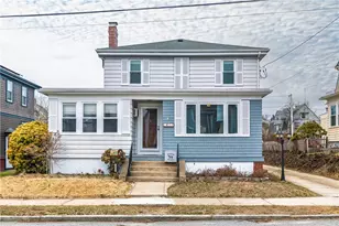 41 Berwick Ln, Cranston, RI 02905 - Photo 2