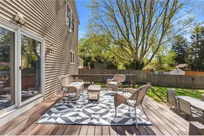 61 Metropolitan Avenue, Cranston, RI 02920 - Photo 22