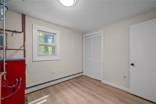 30 Hollywood Ave, Coventry, RI 02816 - Photo 38