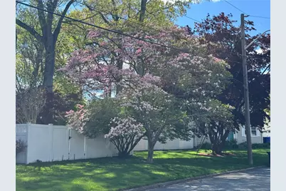 27 Monmouth Drive, East Providence, RI 02515 - Photo 4