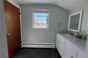 27 Monmouth Dr, East Providence, RI 02515 - Photo 32