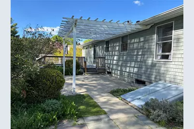49 Auburn Road, South Kingstown, RI 02879 - Photo 6