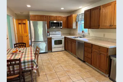 49 Auburn Road, South Kingstown, RI 02879 - Photo 14
