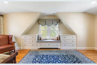 340 Newman Avenue, East Providence, RI 02916 - Photo 38