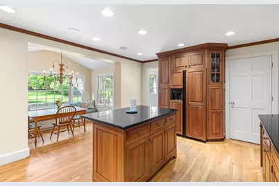 340 Newman Avenue, East Providence, RI 02916 - Photo 16