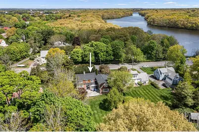 340 Newman Avenue, East Providence, RI 02916 - Photo 46