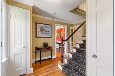 340 Newman Avenue, East Providence, RI 02916 - Photo 6