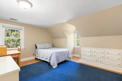 340 Newman Avenue, East Providence, RI 02916 - Photo 26