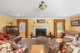 340 Newman Ave, East Providence, RI 02916 - Photo 24