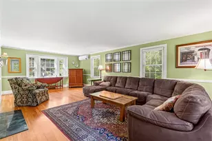 340 Newman Ave, East Providence, RI 02916 - Photo 8