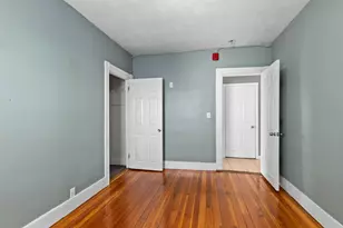82 Webster St, Pawtucket, RI 02861 - Photo 10