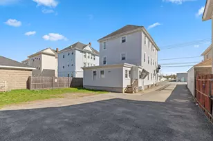 82 Webster St, Pawtucket, RI 02861 - Photo 22