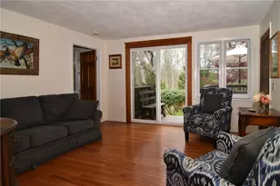 390 Pendar Rd, North Kingstown, RI 02852 - Photo 4