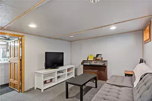 185 Ottawa Ave, Warwick, RI 02889 - Photo 18