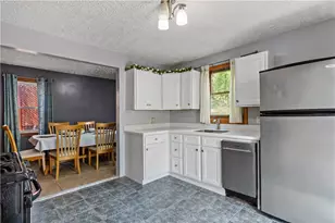 185 Ottawa Ave, Warwick, RI 02889 - Photo 14