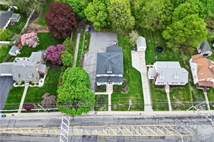 3288 Mendon Rd, Cumberland, RI 02864 - Photo 4