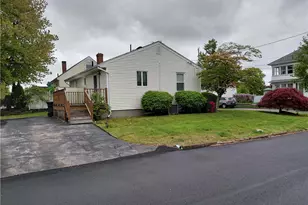 48 Jenks St, East Providence, RI 02914 - Photo 12