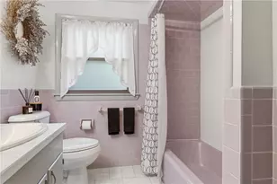 353 Thibeault Ave, Woonsocket, RI 02895 - Photo 14