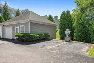 114 Mill St, Woonsocket, RI 02895 - Photo 30