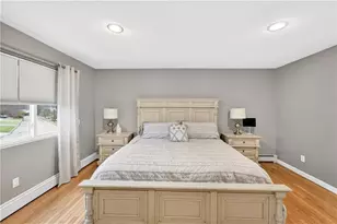 82 Mohawk Trail, Cranston, RI 02921 - Photo 8