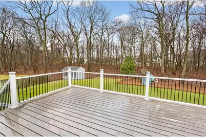82 Mohawk Trail, Cranston, RI 02921 - Photo 18