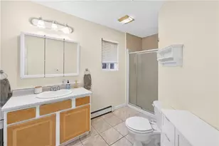 82 Mohawk Trail, Cranston, RI 02921 - Photo 10