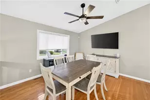 82 Mohawk Trail, Cranston, RI 02921 - Photo 6