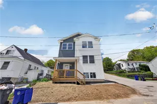 16 Milano St, Providence, RI 02904 - Photo 2