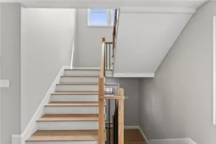 16 Milano St, Providence, RI 02904 - Photo 22