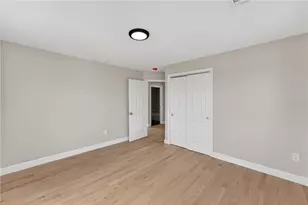16 Milano St, Providence, RI 02904 - Photo 36