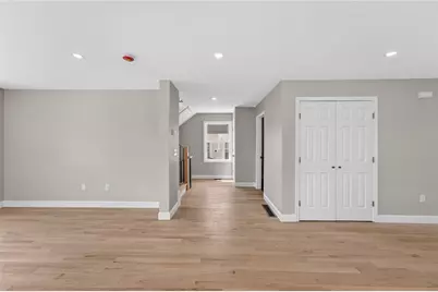 16 Milano Street, Providence, RI 02904 - Photo 14
