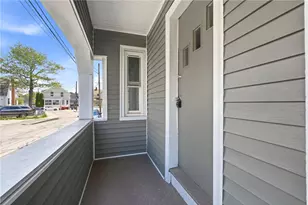 35 Lawrence St, Providence, RI 02909 - Photo 2