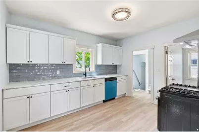 35 Lawrence Street, Providence, RI 02909 - Photo 10