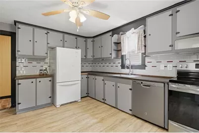 105 William Henry Road, Scituate, RI 02857 - Photo 2