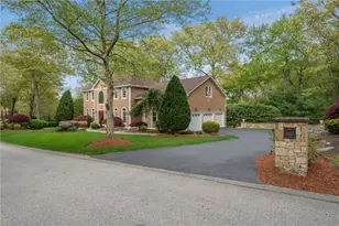 329 Wickham Rd, North Kingstown, RI 02852 - Photo 2