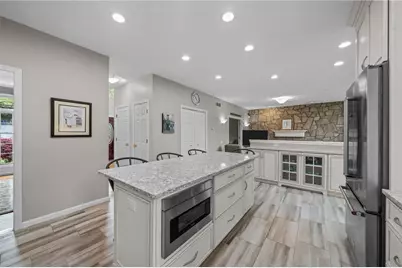 329 Wickham Road, North Kingstown, RI 02852 - Photo 8