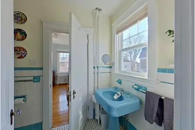 27 Cranston Avenue, Newport, RI 02840 - Photo 26