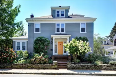 27 Cranston Avenue, Newport, RI 02840 - Photo 1