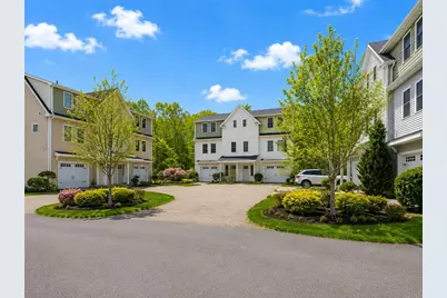 12 Park Avenue #13, Narragansett, RI 02882 - Photo 2