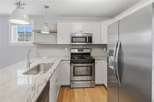 12 Park Ave, Narragansett, RI 02882 - Photo 8