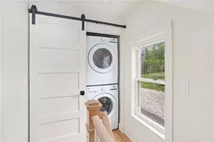 54 Grand View St, Providence, RI 02906 - Photo 22